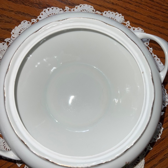 Fine Bohemian China Casserole Dish made in Czechoslovakia - Picture 4 of 9